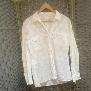 Just Living White Cotton Gauze Blouse With Mother of Pearl Buttons Small